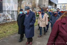 bs_210312_8298.jpg-Marsz, Kwiaty, Majchrowski, Likwidacja Getta