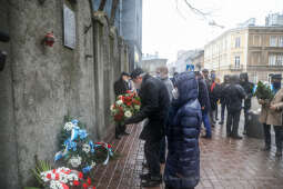 bs_210312_8356.jpg-Marsz, Kwiaty, Majchrowski, Likwidacja Getta