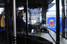 01jpg.jpg-przekazanie autobusów elektrycznych