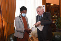 06jpg.jpg-Spotkania z nową stypendystką programu ICORN Aaiun Nin