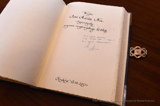 09jpg.jpg-Spotkania z nową stypendystką programu ICORN Aaiun Nin