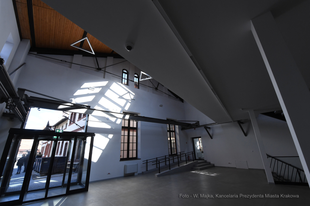 04jpg.jpg-Wizyta gospodarska w zmodernizowanej siedzibie Muzeum Inżynierii Miejskiej  Autor: W. Majka