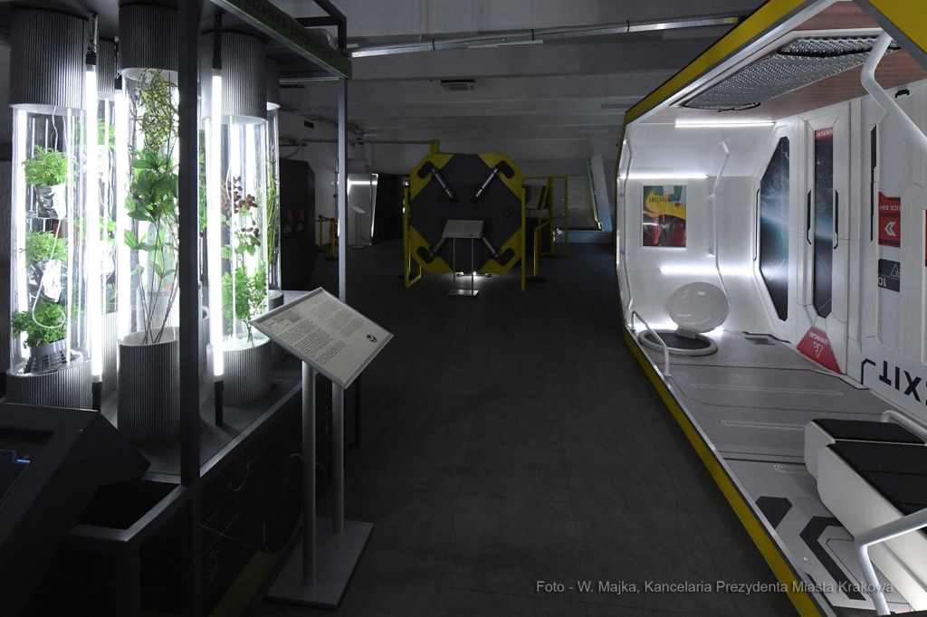 16jpg.jpg-Wizyta gospodarska w zmodernizowanej siedzibie Muzeum Inżynierii Miejskiej  Autor: W. Majka