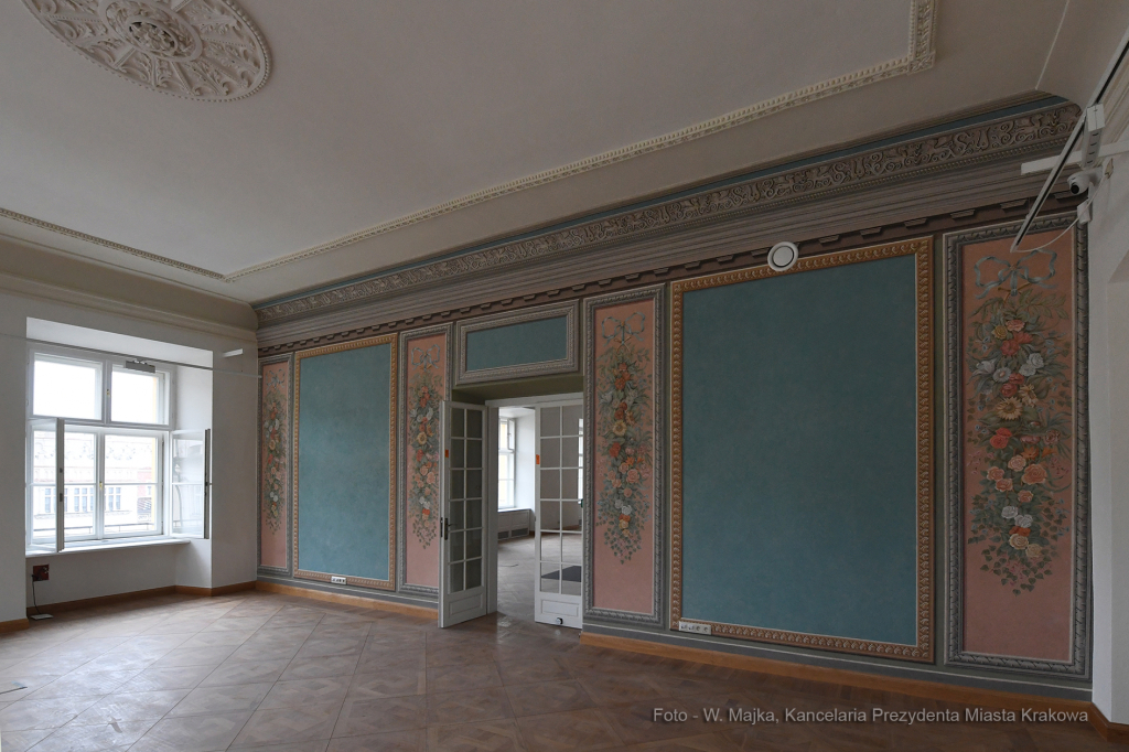 008jpg.jpg-2021_0415 Wizyta gospodarska w Pałacu Krzysztofory oraz w Domu pod Krzyżem  Autor: W. Majka