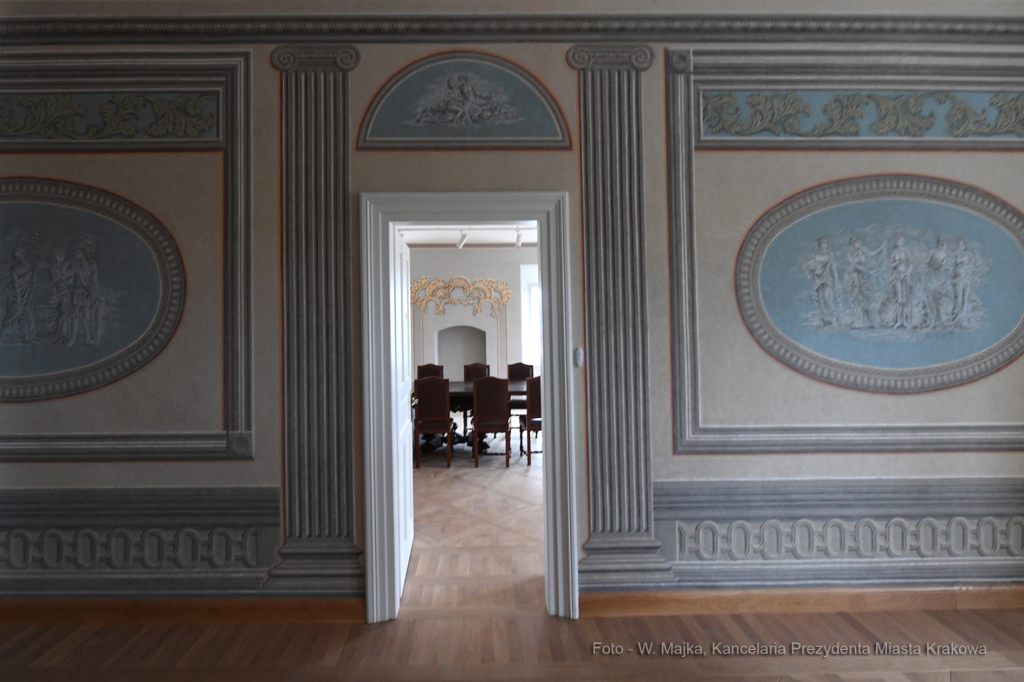 015jpg.jpg-2021_0415 Wizyta gospodarska w Pałacu Krzysztofory oraz w Domu pod Krzyżem  Autor: W. Majka