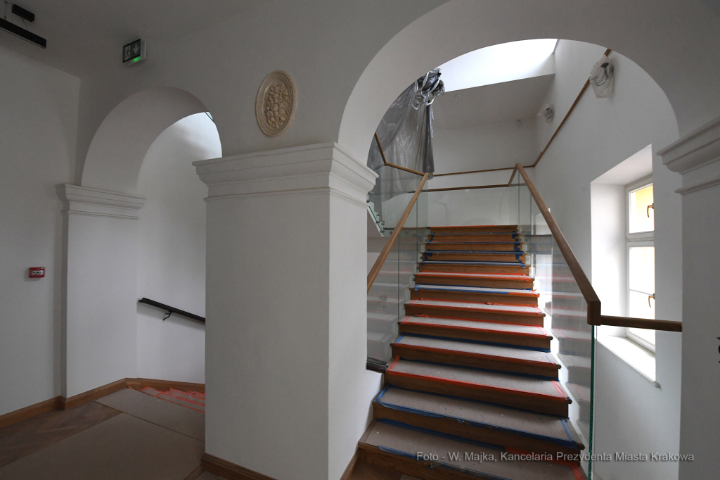 021jpg.jpg-2021_0415 Wizyta gospodarska w Pałacu Krzysztofory oraz w Domu pod Krzyżem  Autor: W. Majka