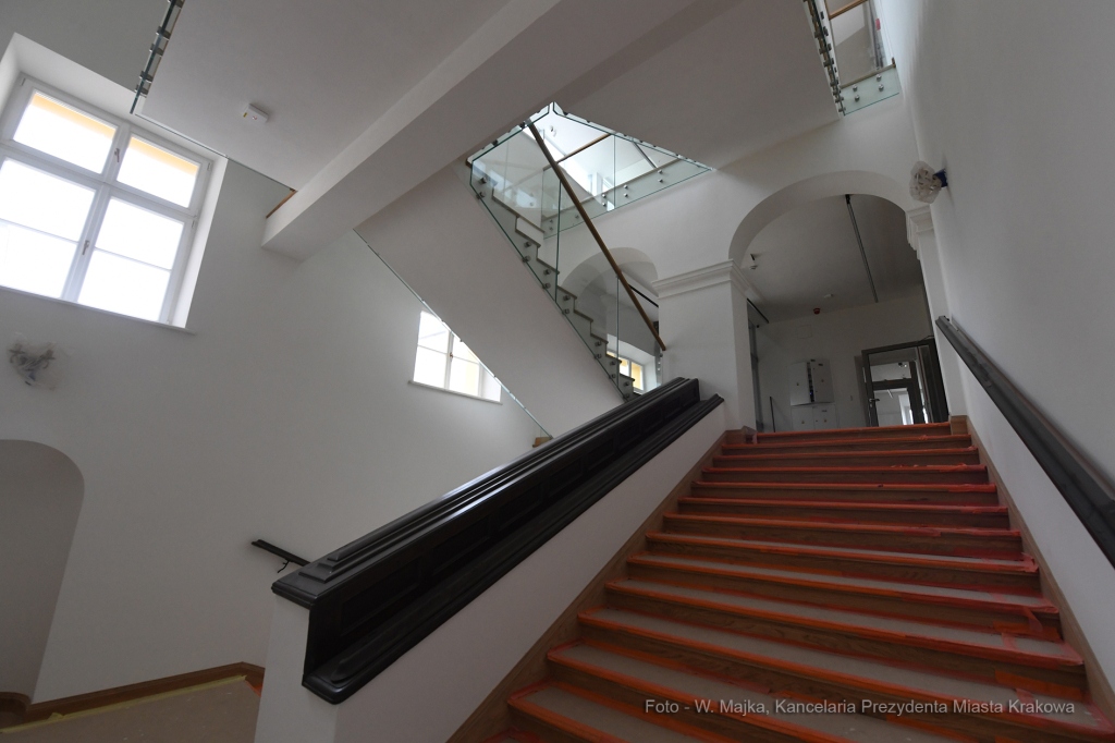 027jpg.jpg-2021_0415 Wizyta gospodarska w Pałacu Krzysztofory oraz w Domu pod Krzyżem  Autor: W. Majka