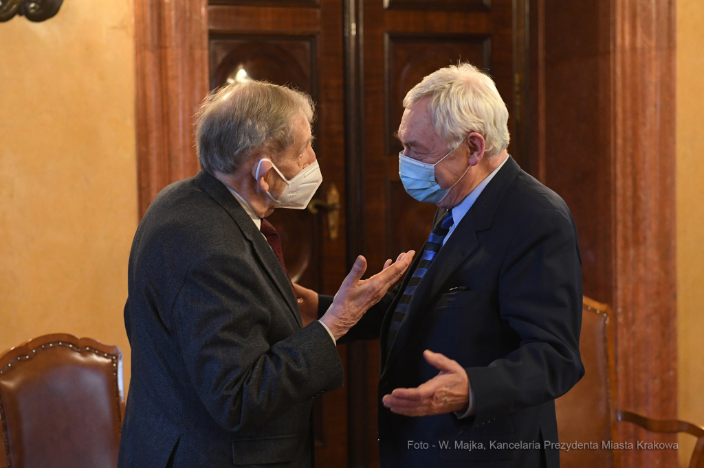 014jpg.jpg-umowa darowizny działek na budowę Krakowskiego Centrum Muzyki  Autor: W. Majka