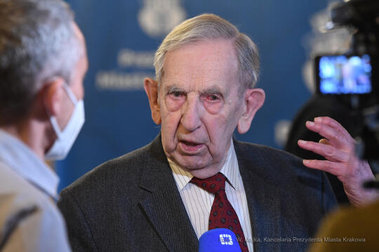 018jpg.jpg-umowa darowizny działek na budowę Krakowskiego Centrum Muzyki