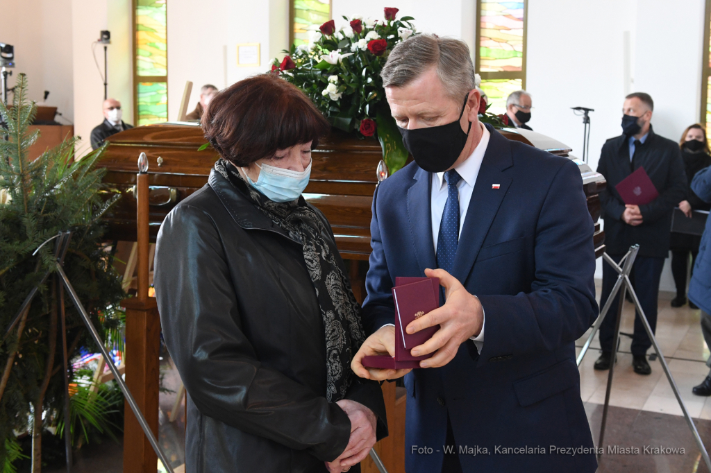 007jpg.jpg-Pogrzeb Stanisłąwa Dziedzica  Autor: W. Majka