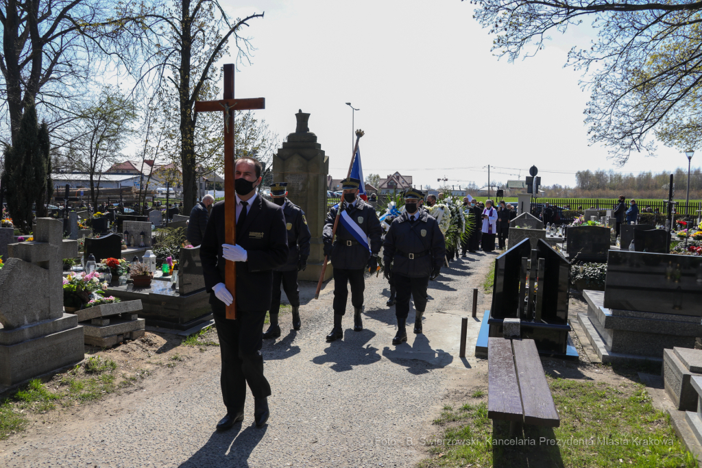 bs_210427_1158.jpg-Pogrzeb, Grażyna Leja, Majchrowski  Autor: B. Świerzowski