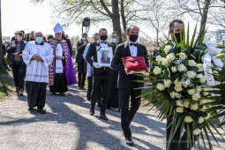 bs_210427_1169.jpg-Pogrzeb, Grażyna Leja, Majchrowski