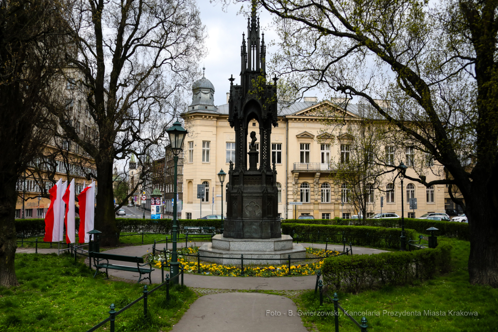 bs_210503_1821.jpg-Pomnik Rejtana,3 Maja, Uroczystości  Autor: B. Świerzowski