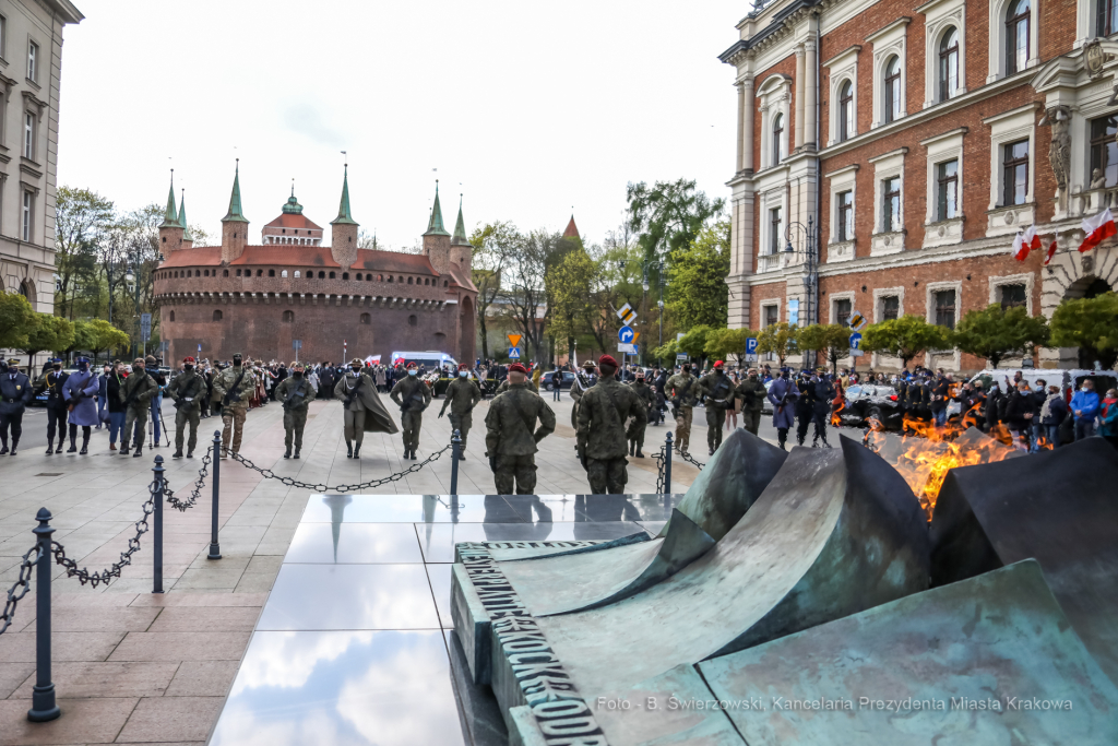 bs_210503_2100.jpg-3 maja  Autor: B. Świerzowski