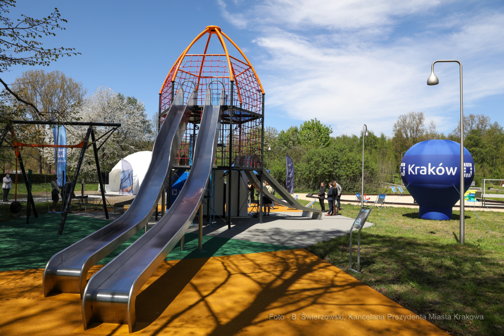 bs_210510_2902.jpg-Ogród Doświadczeń, Piotr Gój, Majchrowski  Autor: B. Świerzowski