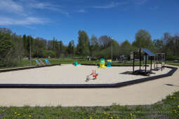 bs_210510_2917.jpg-Ogród Doświadczeń, Piotr Gój, Majchrowski