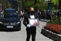 001jpg.jpg-Kraków pożegnał Bronisława Cieślaka