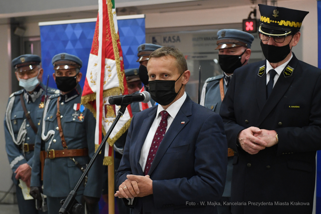 003jpg.jpg-Piłsudski patronem dworca Kraków  Autor: W. Majka