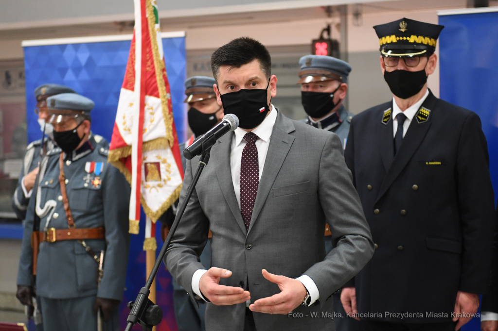 008jpg.jpg-Piłsudski patronem dworca Kraków  Autor: W. Majka