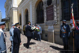 013jpg.jpg-Piłsudski patronem dworca Kraków