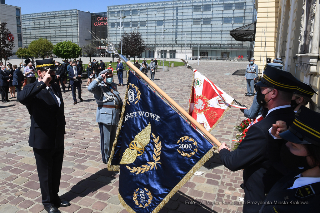 021jpg.jpg-Piłsudski patronem dworca Kraków  Autor: W. Majka