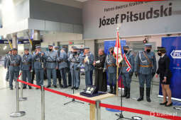 bs_210511_8342.jpg-Józef Piłsudski patronem Dworca Głównego w Krakowie
