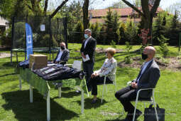 bs_210511_2972.jpg-Hoover Table,Parkowa,Sabatowicz