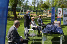 bs_210511_2997.jpg-Hoover Table,Parkowa,Sabatowicz