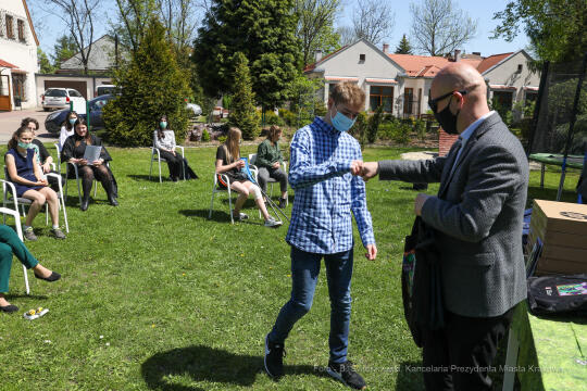 bs_210511_3014.jpg-Hoover Table,Parkowa,Sabatowicz