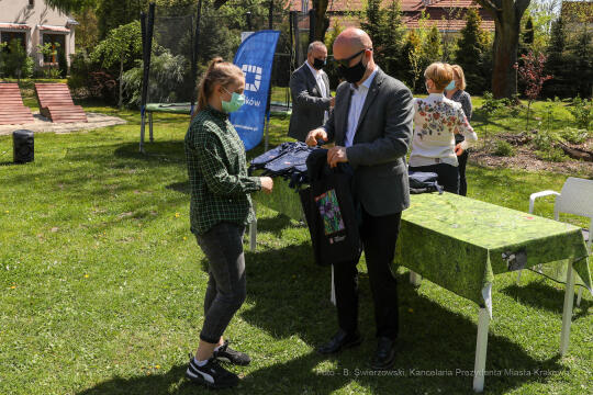 bs_210511_3029.jpg-Hoover Table,Parkowa,Sabatowicz