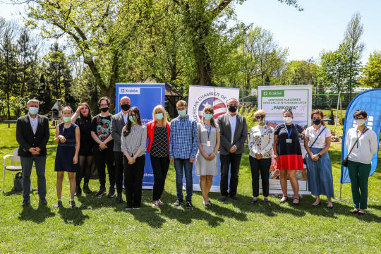 bs_210511_3079.jpg-Hoover Table,Parkowa,Sabatowicz