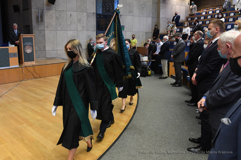 011jpg.jpg-Zgromadzenie Krakowskiej Izby Adwokackiej  Autor: W. Majka