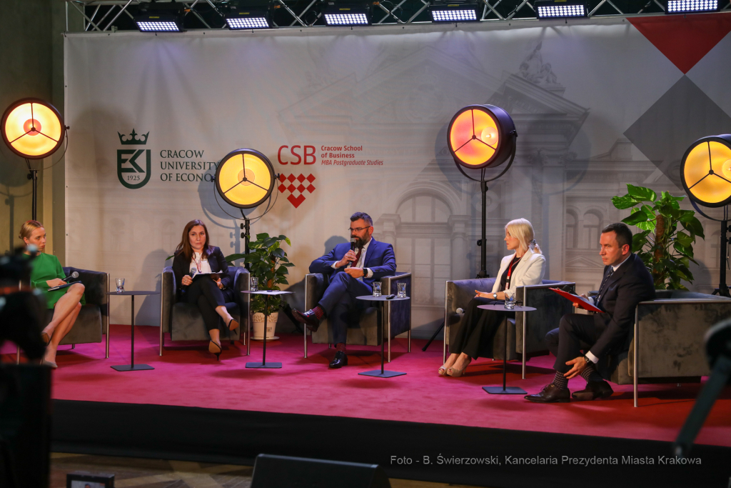 bs_210515_3421.jpg-Kongres, Muzyk, Majchrowski, UEK  Autor: B. Świerzowski