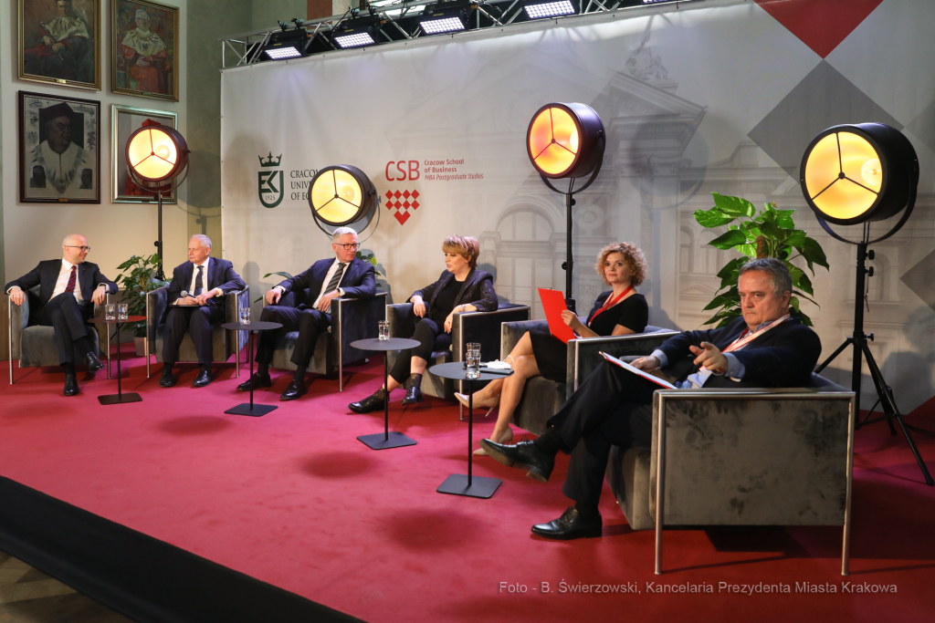 bs_210515_3444.jpg-Kongres, Muzyk, Majchrowski, UEK  Autor: B. Świerzowski