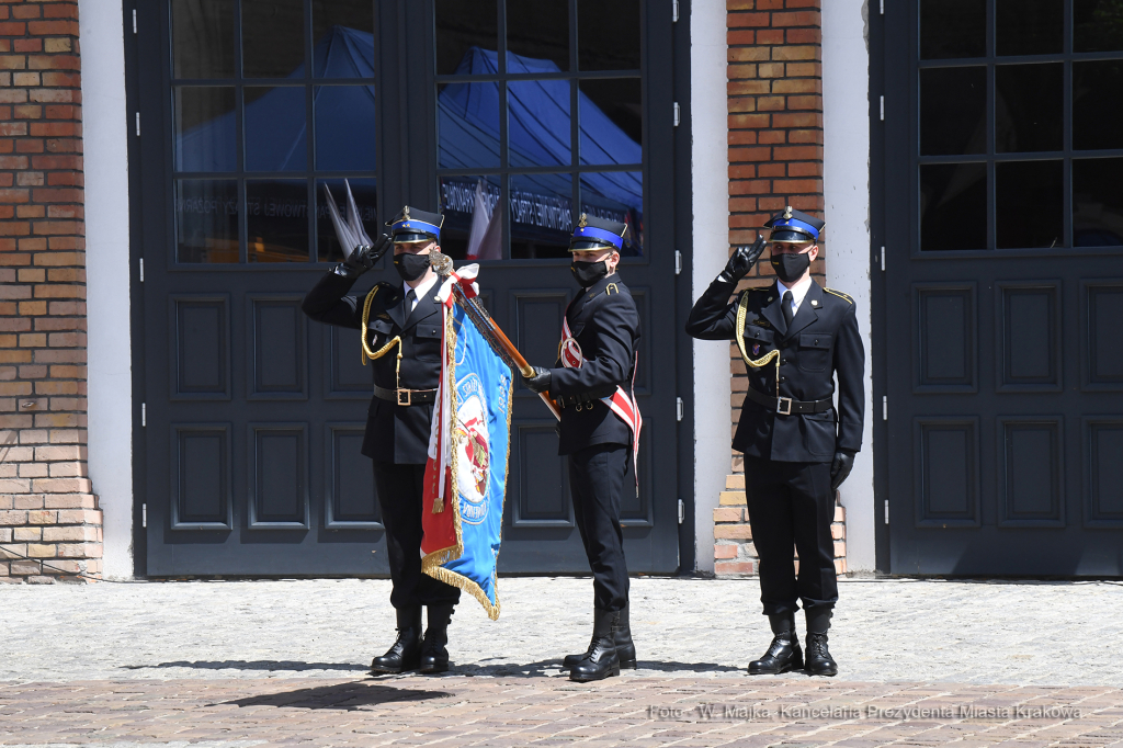 016jpg.jpg-Obchody Dnia Strażaka  Autor: W. Majka