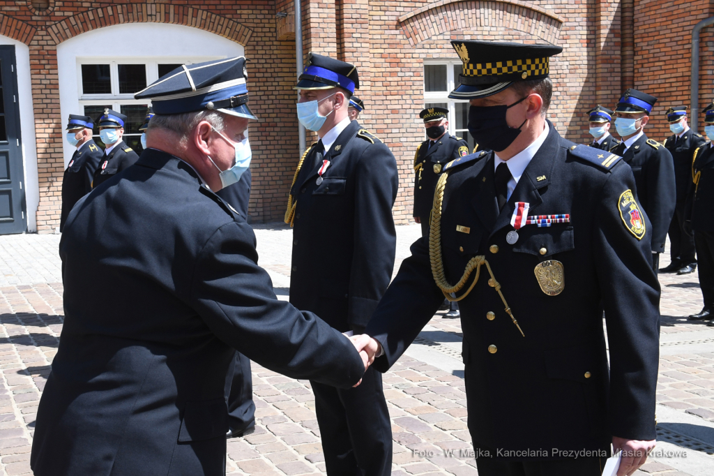 037jpg.jpg-Obchody Dnia Strażaka  Autor: W. Majka