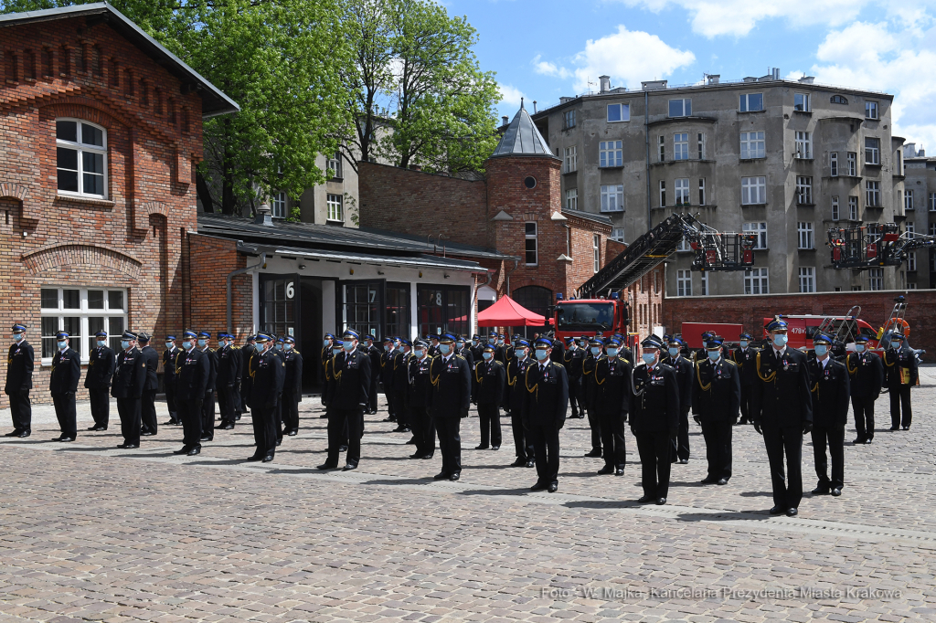 045jpg.jpg-Obchody Dnia Strażaka  Autor: W. Majka