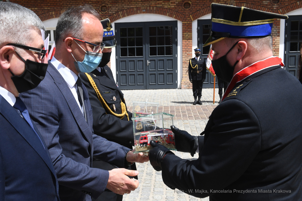 047jpg.jpg-Obchody Dnia Strażaka  Autor: W. Majka