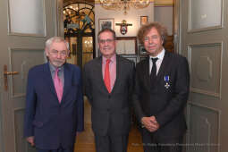 007jpg.jpg-odznaczenie dla konsula Brazylii