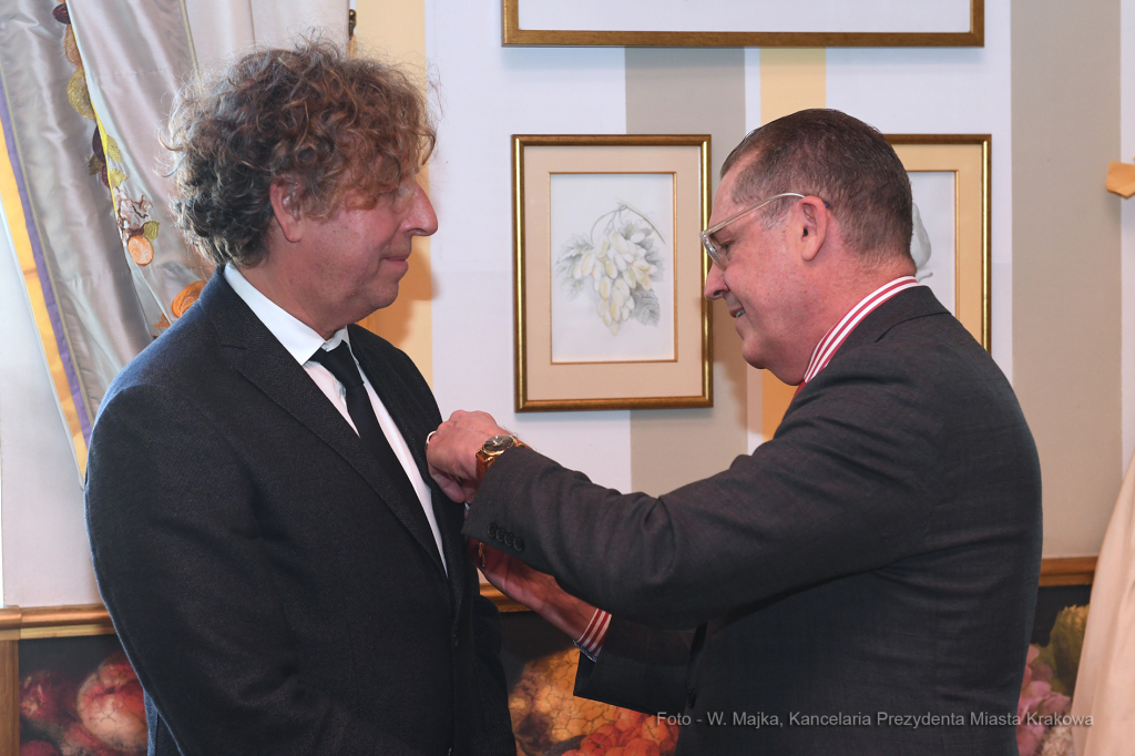 016jpg.jpg-odznaczenie dla konsula Brazylii  Autor: W. Majka