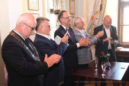 017jpg.jpg-odznaczenie dla konsula Brazylii