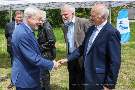 bs_210527_4764.jpg-KHK, Dęby, Majchrowski, Trzmiel