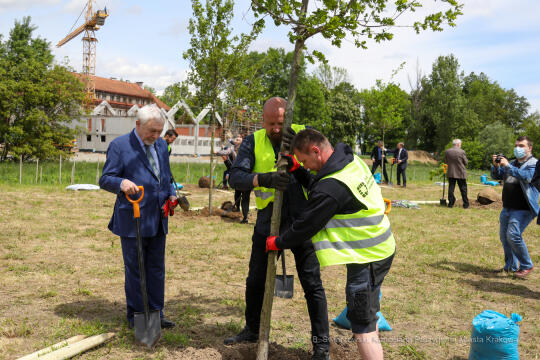 bs_210527_4924.jpg-KHK, Dęby, Majchrowski, Trzmiel