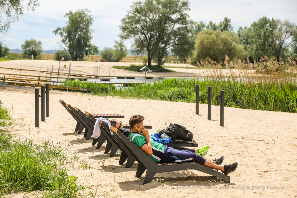 bs_210527_1083.jpg-Przylasek Rusiecki, Majchrowski, Wizyta  Autor: B. Świerzowski