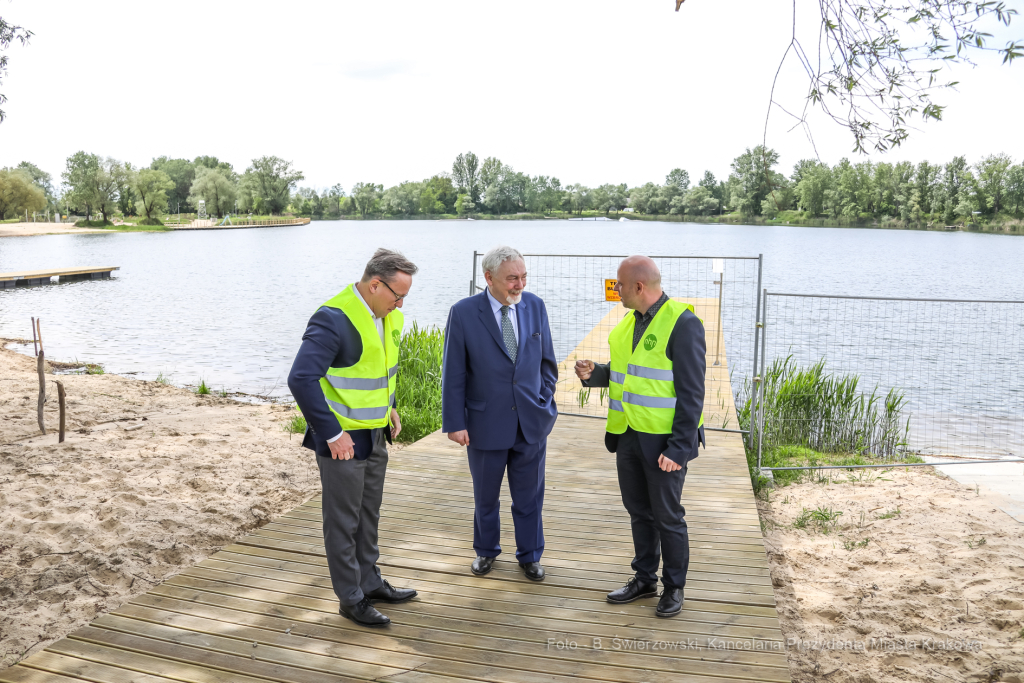 bs_210527_5087.jpg-Przylasek Rusiecki, Majchrowski, Wizyta  Autor: B. Świerzowski