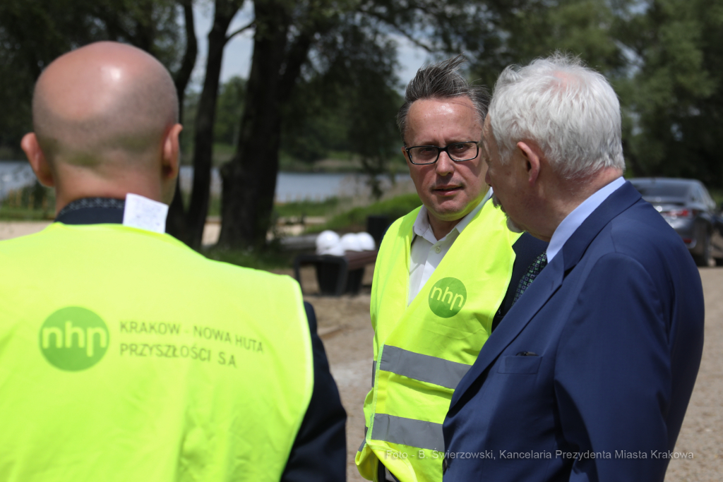 bs_210527_5120.jpg-Przylasek Rusiecki, Majchrowski, Wizyta  Autor: B. Świerzowski