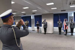 001jpg.jpg-Uroczystość zdania i objęcia obowiązków Komendanta Wojewódzkiego Policji
