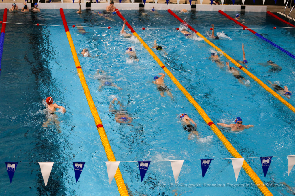 bs_210529_3185.jpg-Zawody pływackie,Majchrowski,Basen  Autor: B. Świerzowski