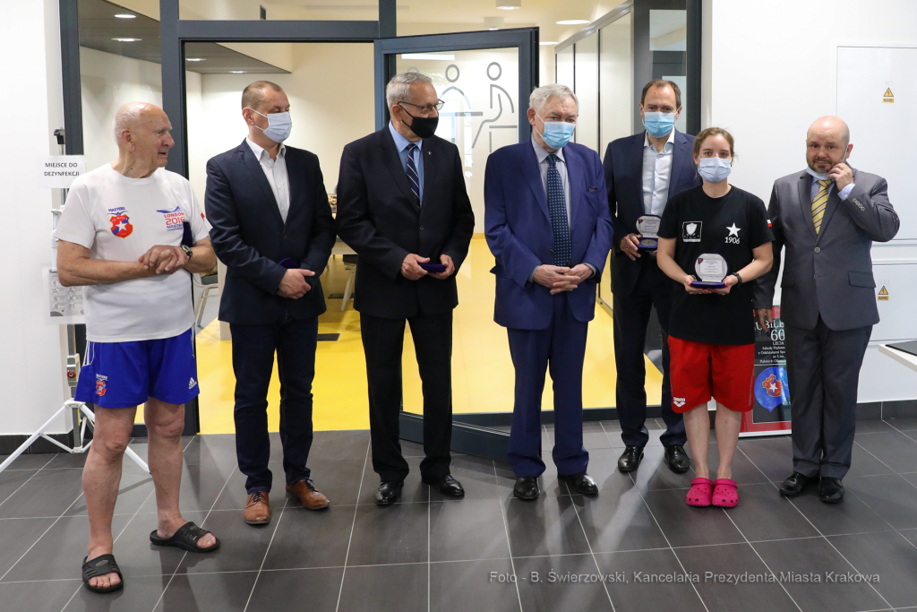 bs_210529_5285.jpg-Zawody pływackie,Majchrowski,Basen  Autor: B. Świerzowski