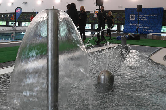 005jpg.jpg-Otwarcie basenu przy Szkole Podstawowej nr 155